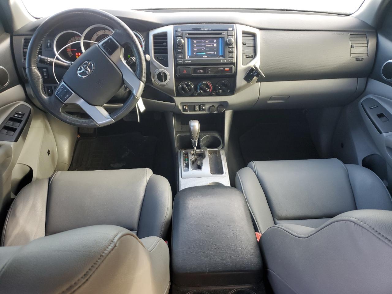 2013 Toyota Tacoma - Image 8