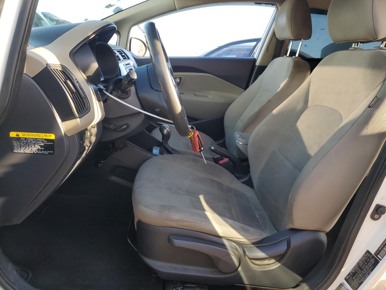 2016 Kia Rio - Image 7