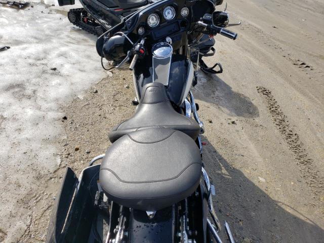 2004 HARLEY-DAVIDSON FLHTPI 