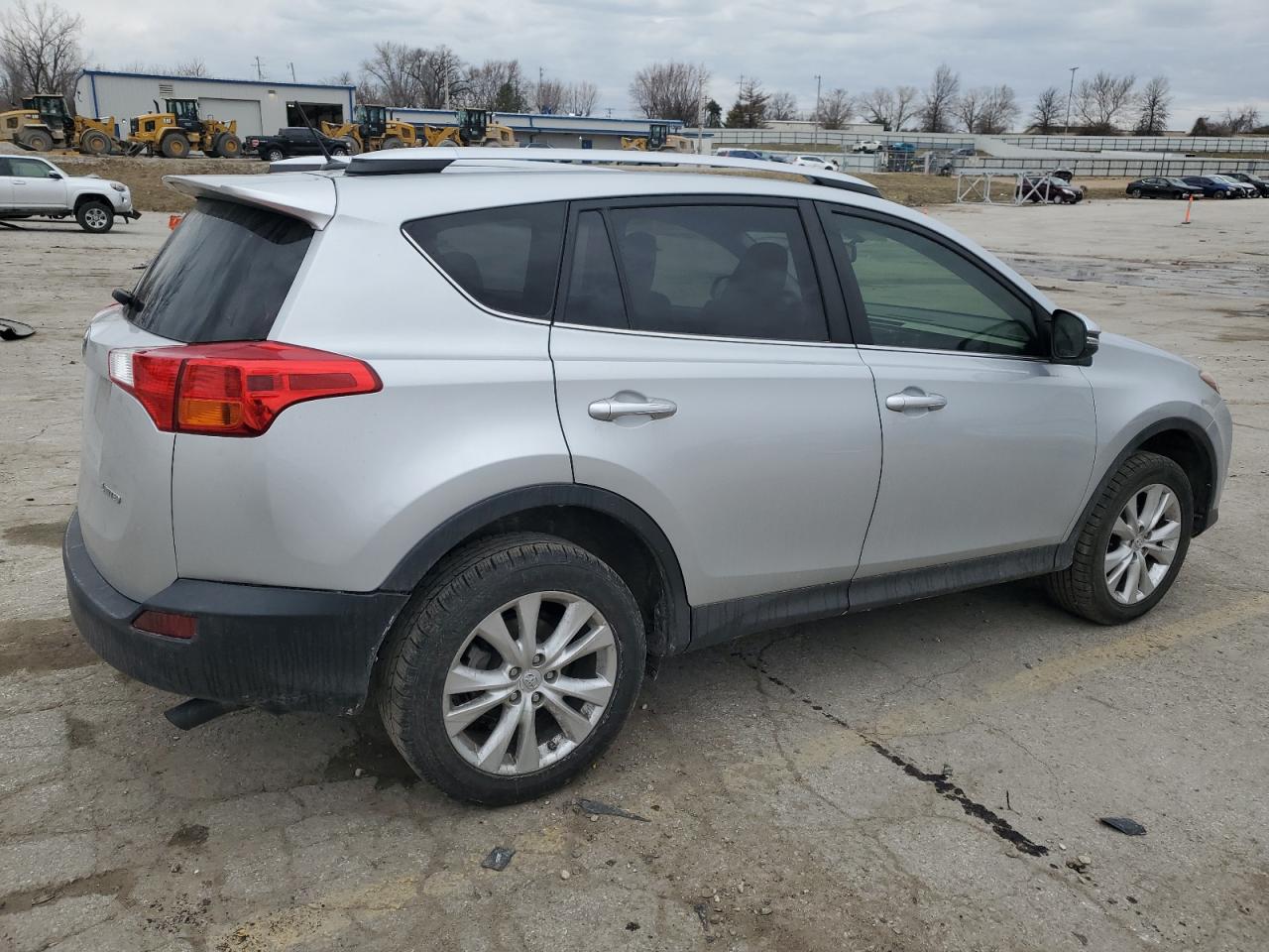 2015 Toyota RAV 4 - Image 3