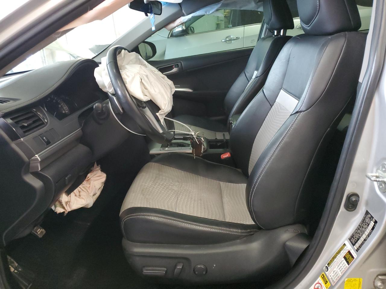 2012 Toyota Camry - Image 7