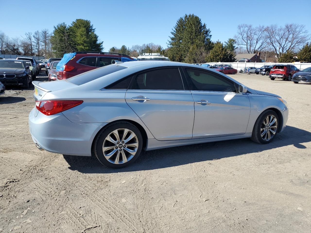 2013 Hyundai Sonata - Image 3