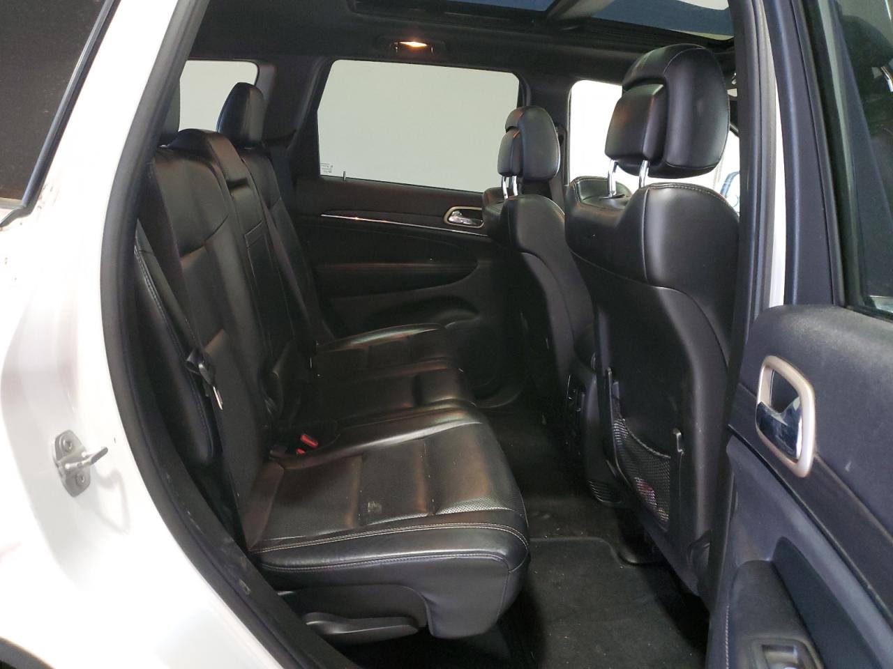 2015 Jeep Grand Cherokee - Image 11