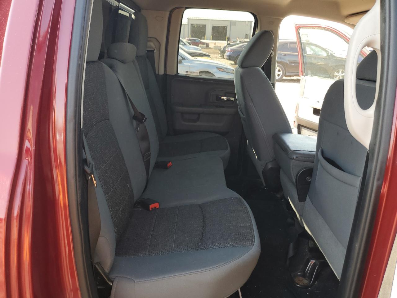 2014 RAM 1500 - Image 11