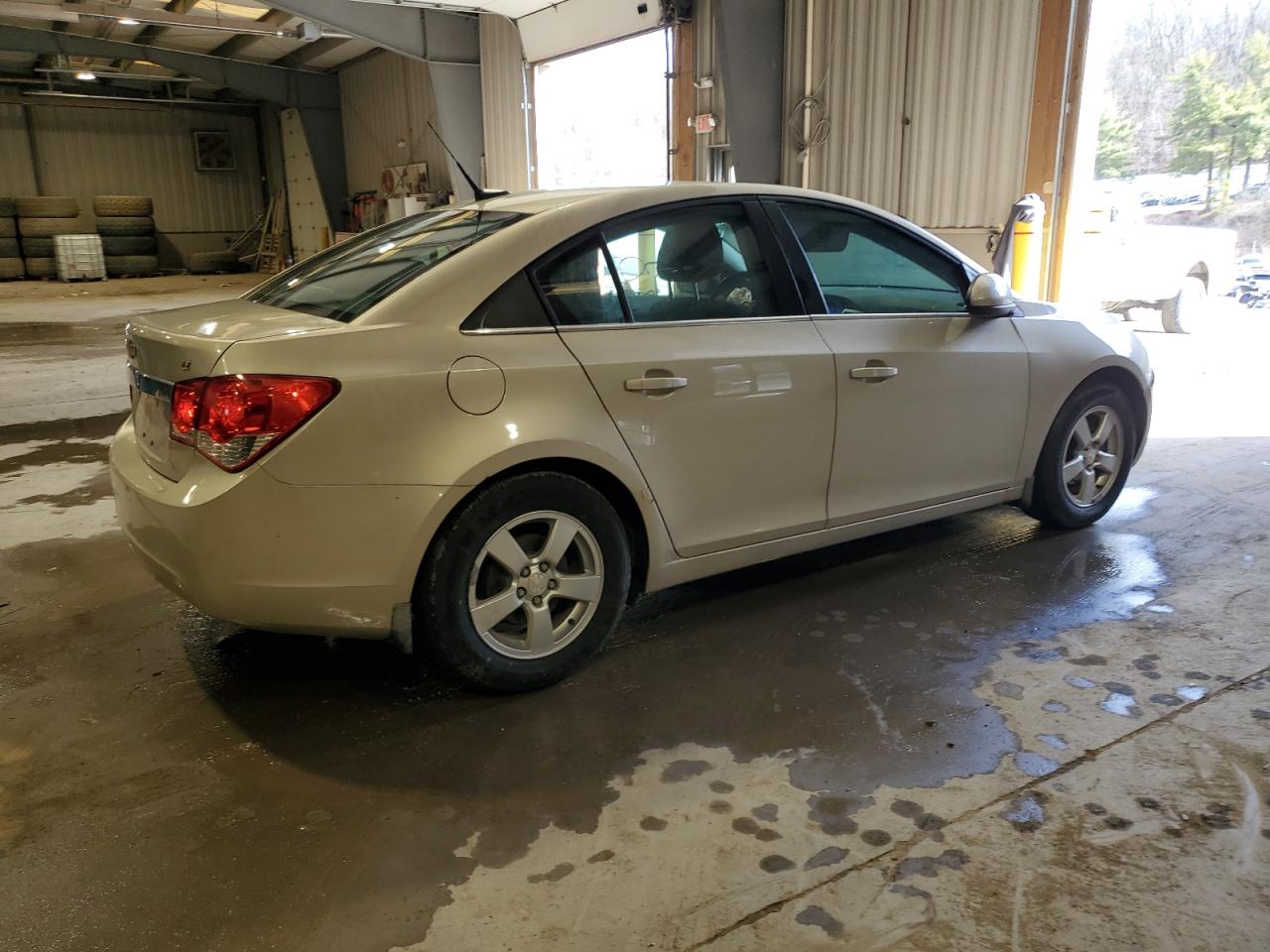 2014 Chevrolet Cruze - Image 3