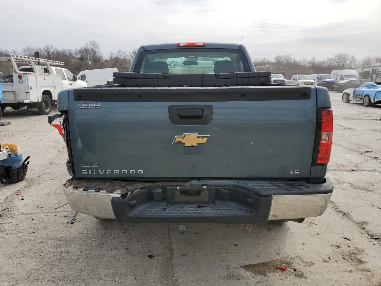 2011 Chevrolet Silverado - Image 6