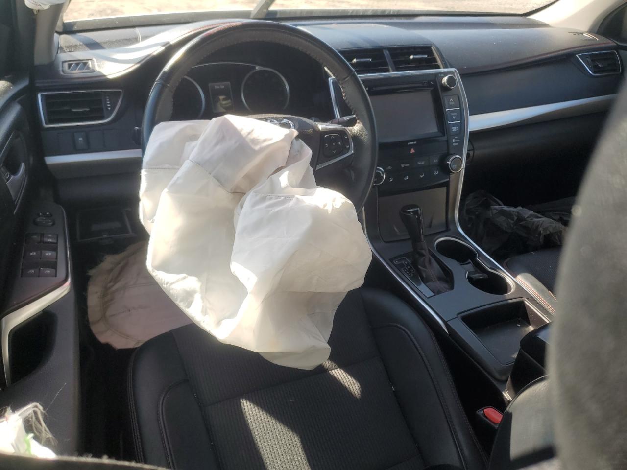 2017 Toyota Camry - Image 8