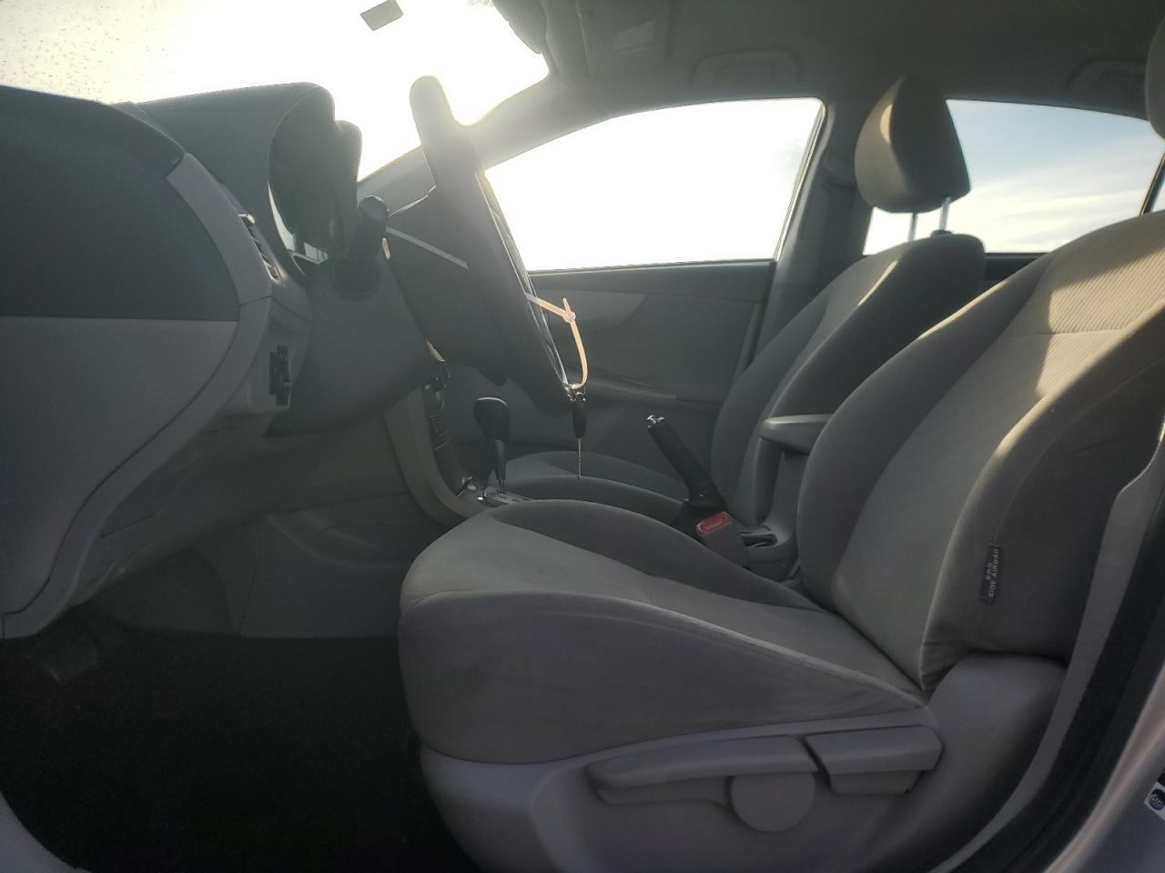 2010 Toyota Corolla - Image 7