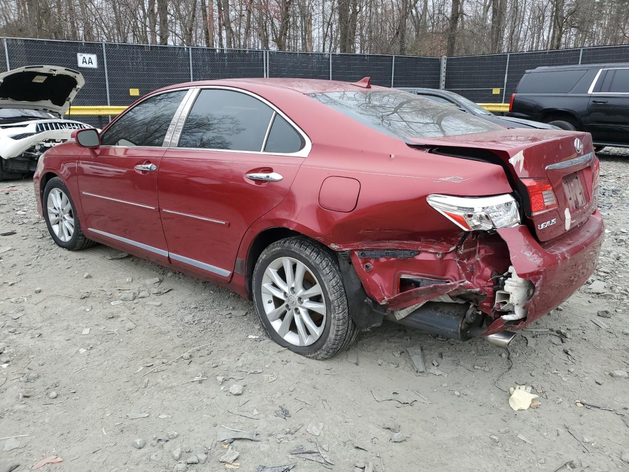 2010 Lexus ES - Image 2