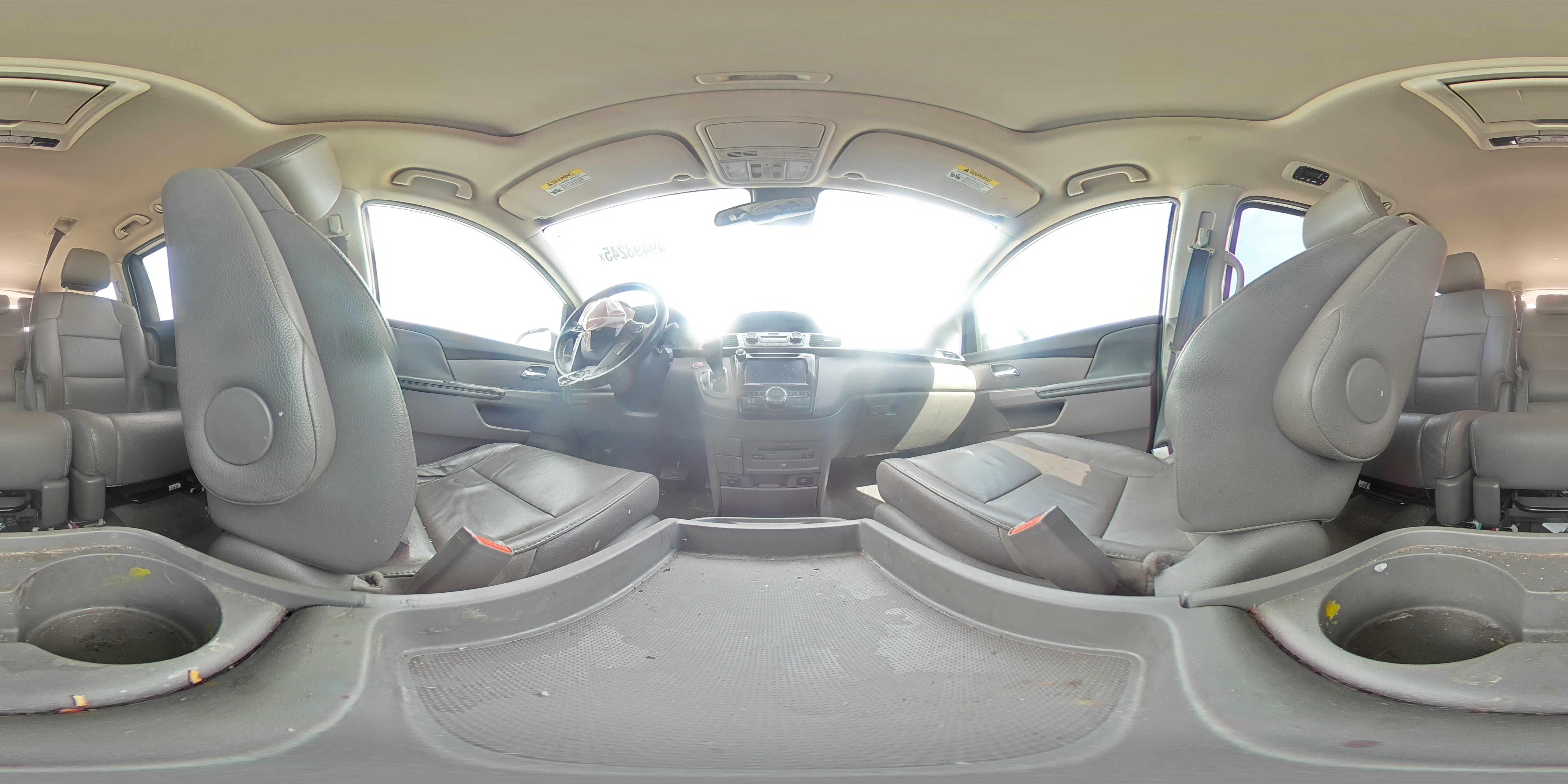 2014 Honda Odyssey - Image 13