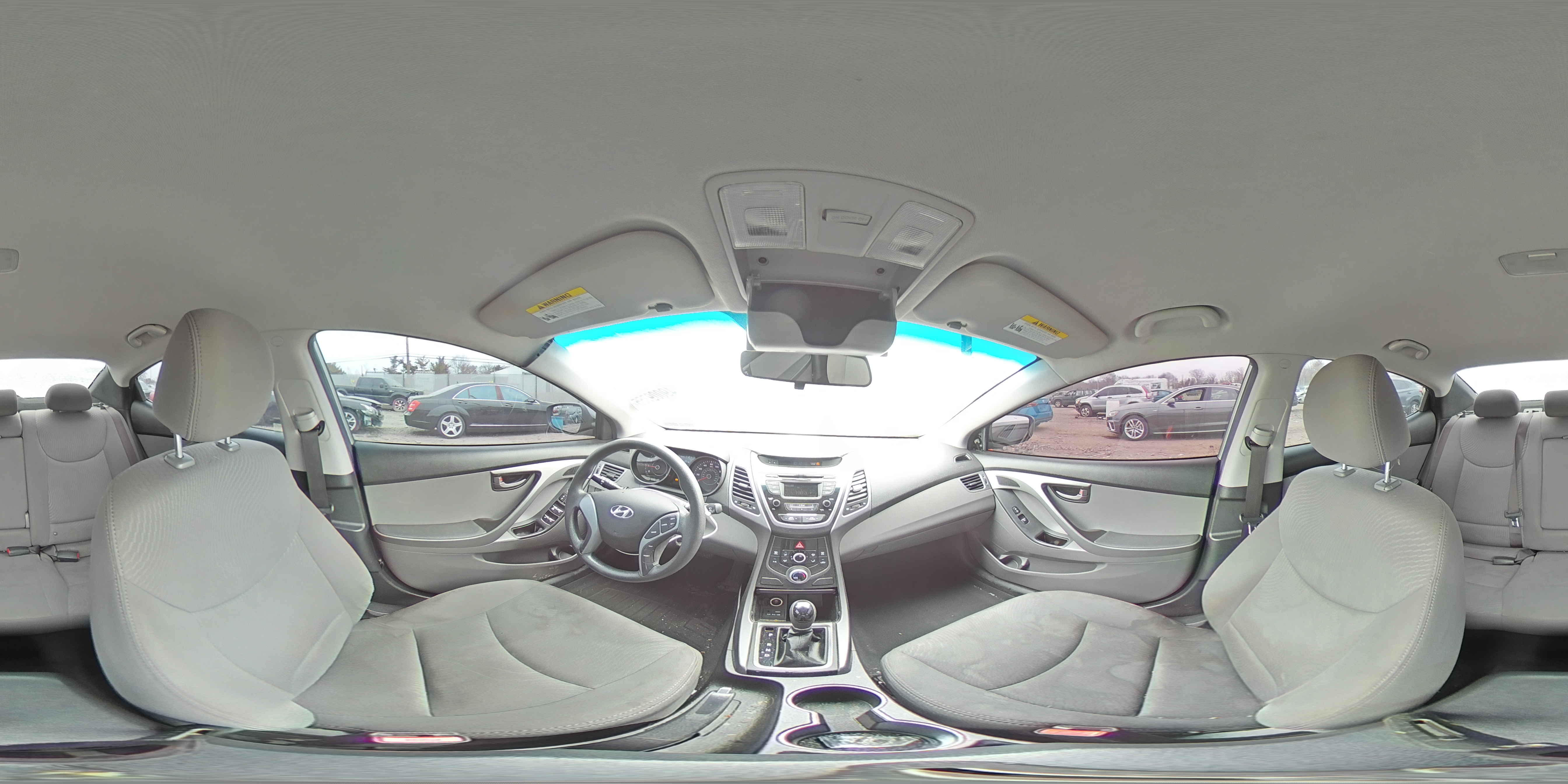 2015 Hyundai Elantra - Image 12