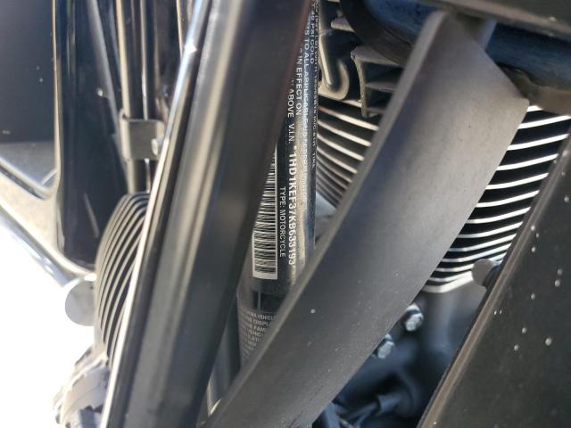  HARLEY-DAVIDSON FL 2019 Чорний