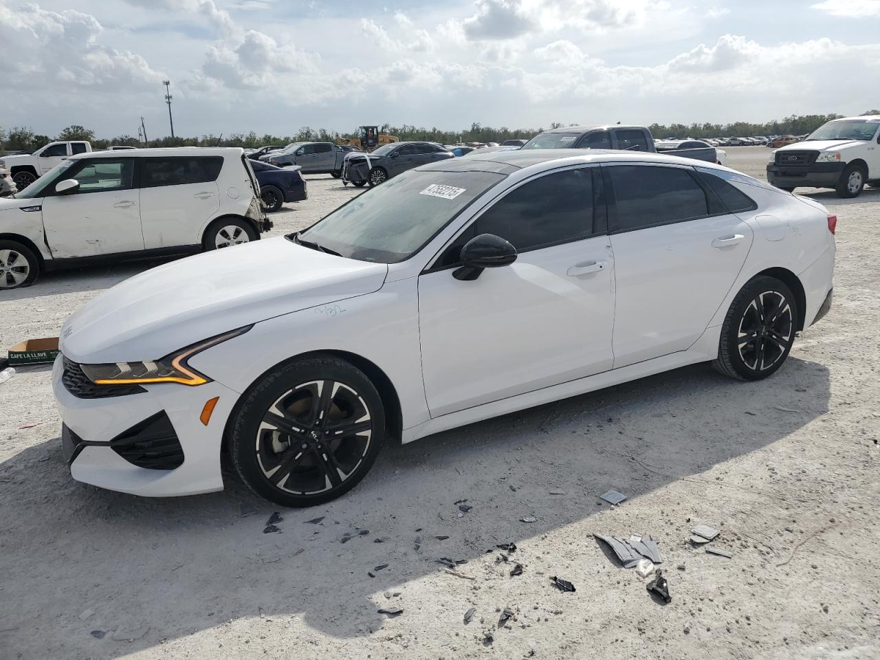 2023 Kia K5 - Image 1