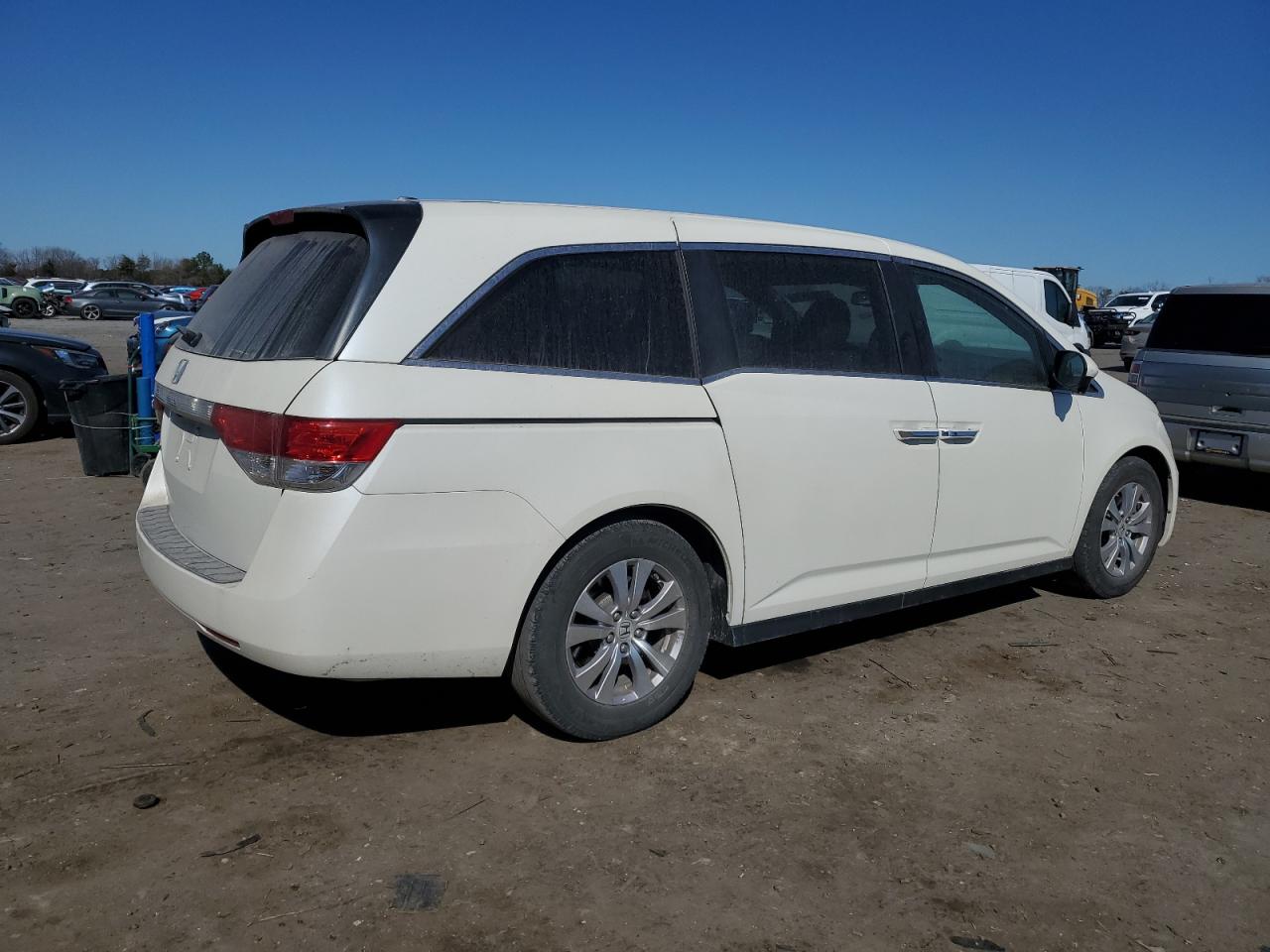 2016 Honda Odyssey - Image 3
