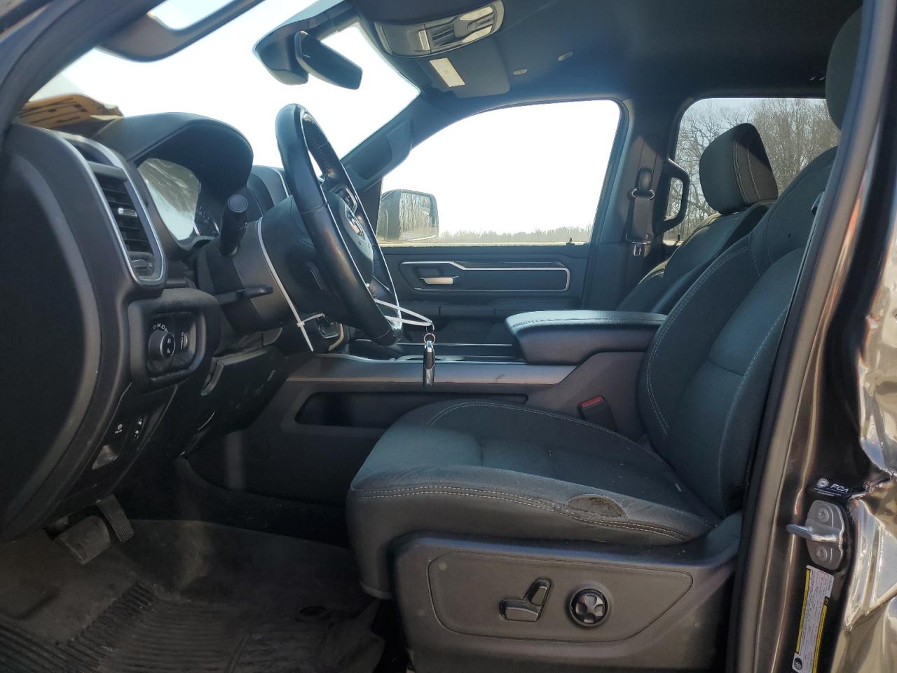 2021 RAM 1500 - Image 7