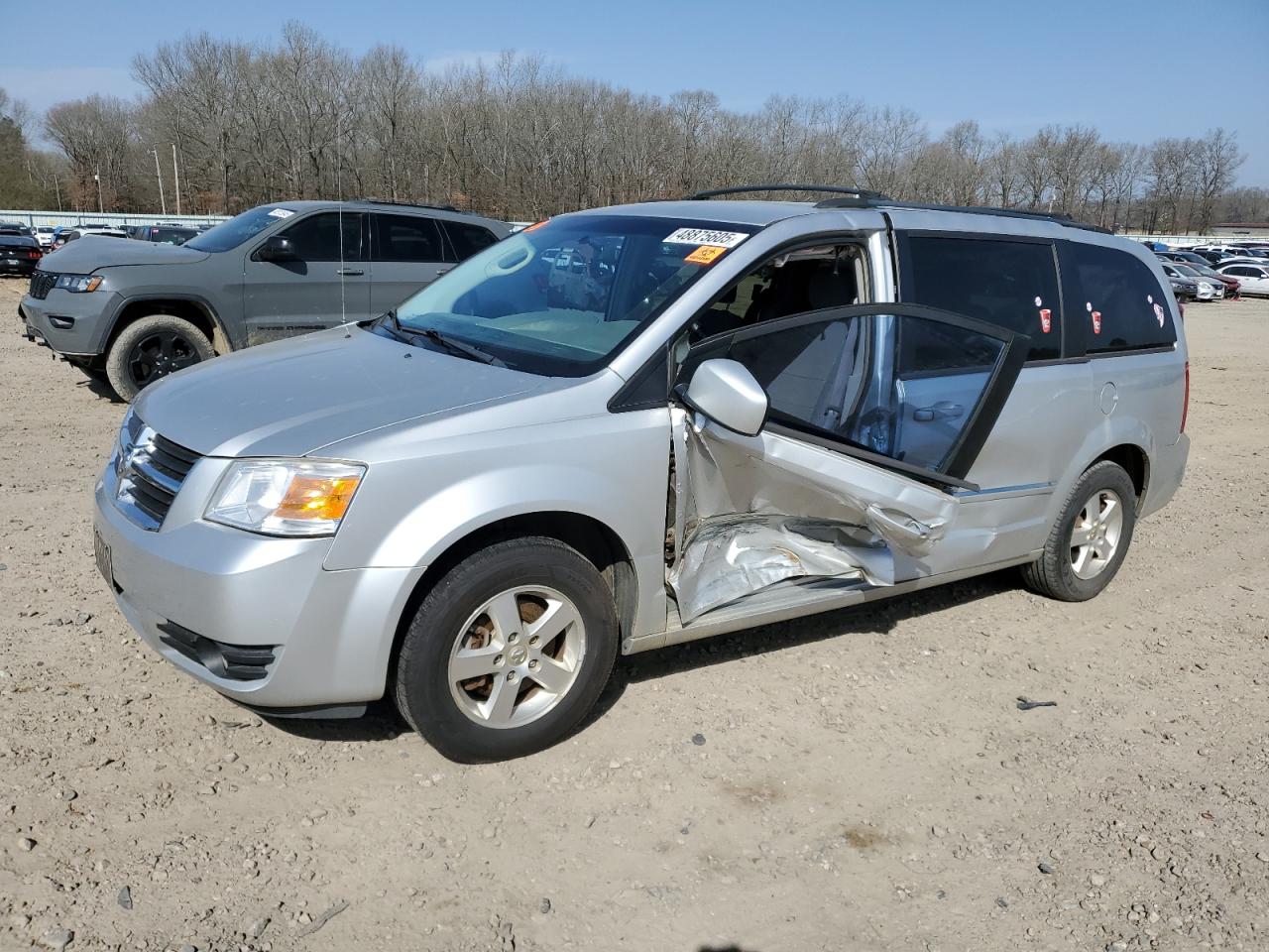 2009 Dodge Caravan - Image 1