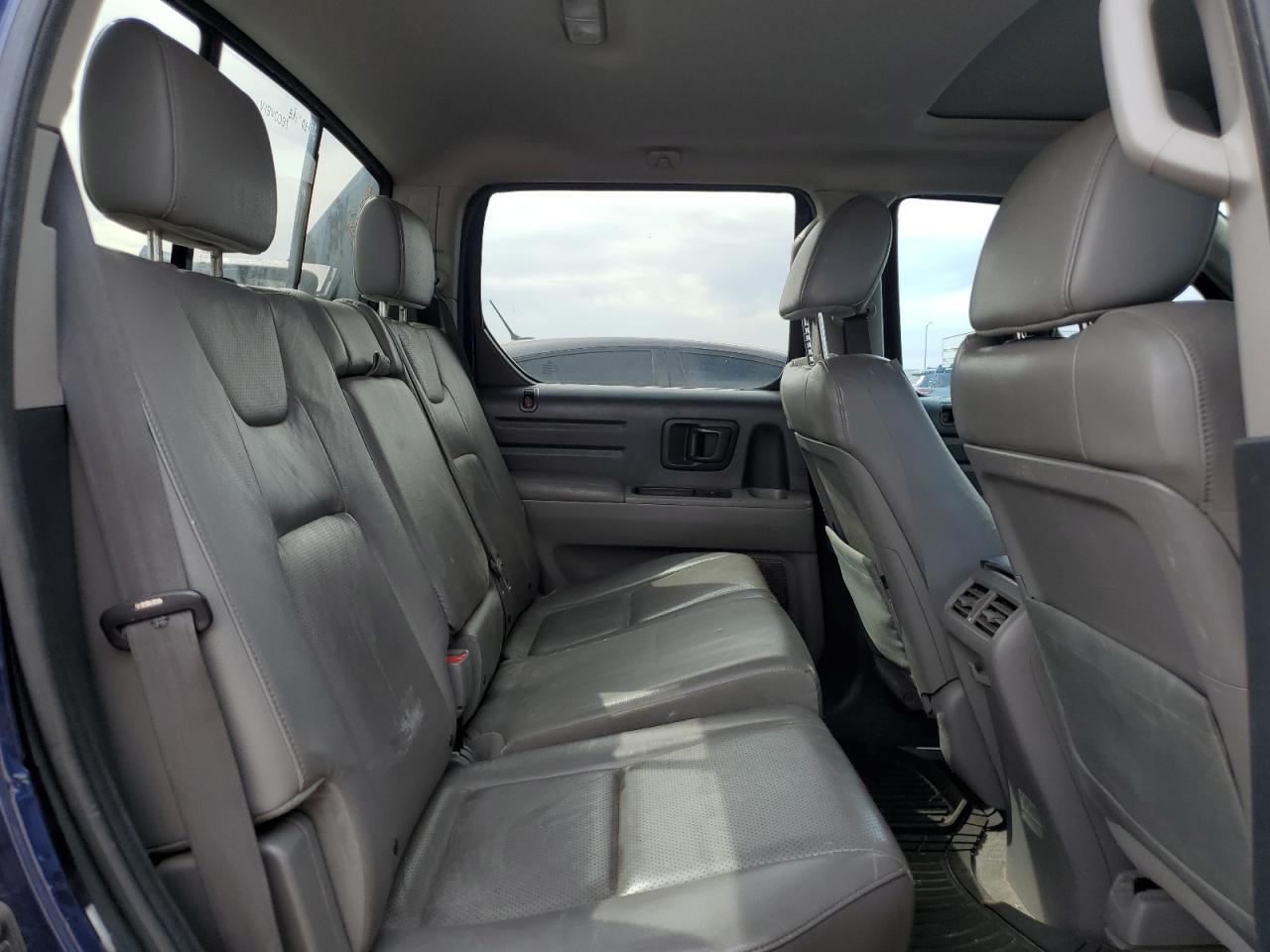 2014 Honda Ridgeline - Image 10