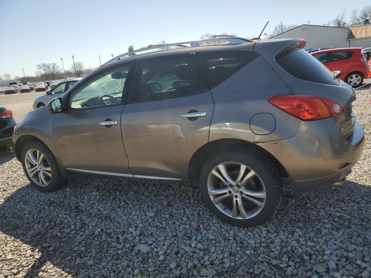 2009 Nissan Murano - Image 2