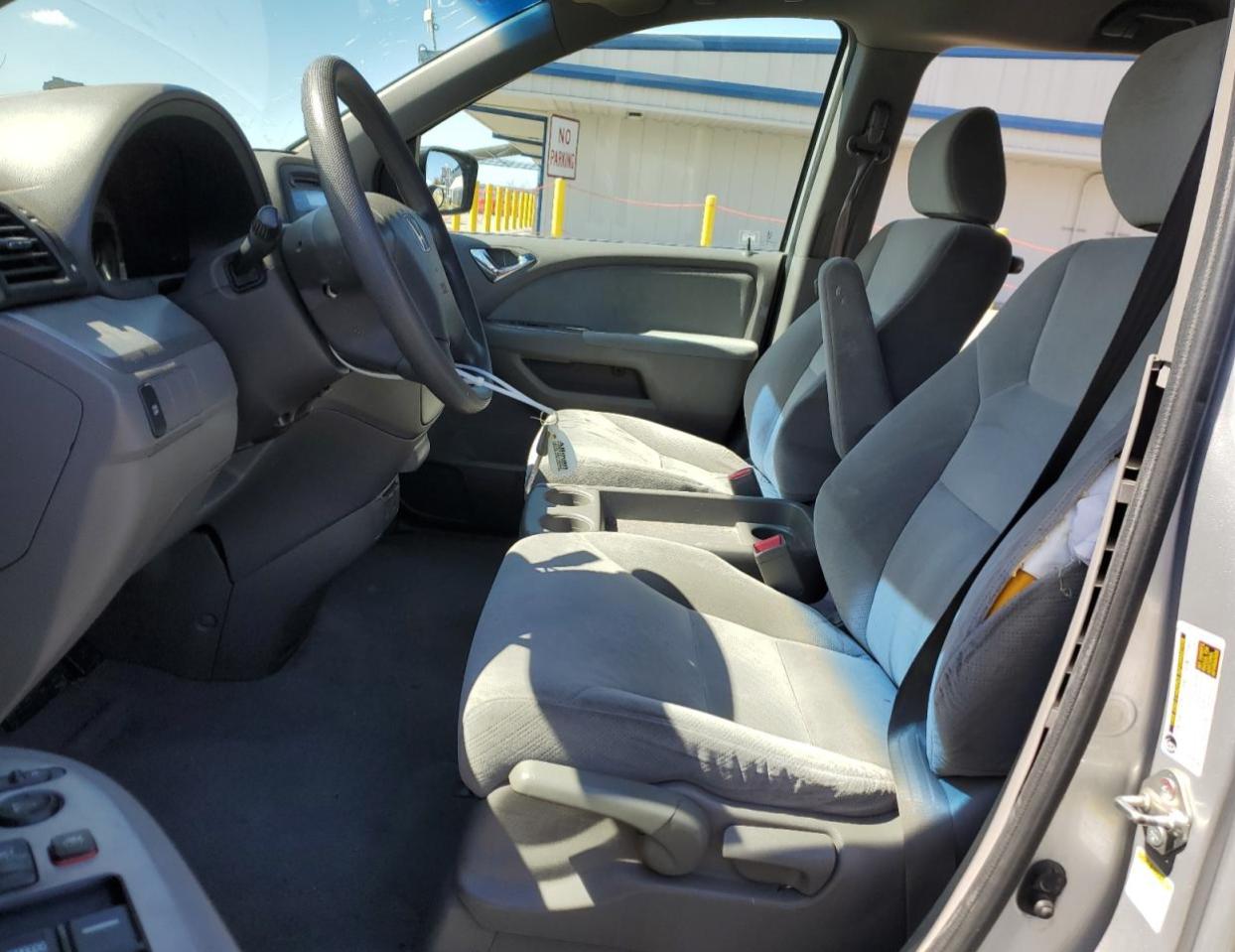 2010 Honda Odyssey - Image 7