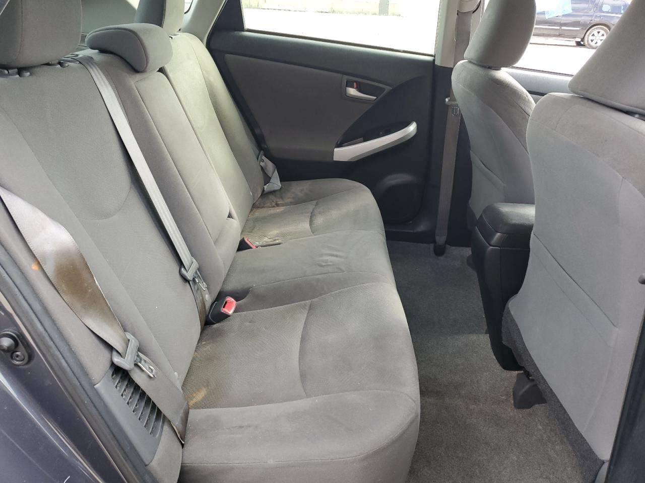 2014 Toyota Prius - Image 10