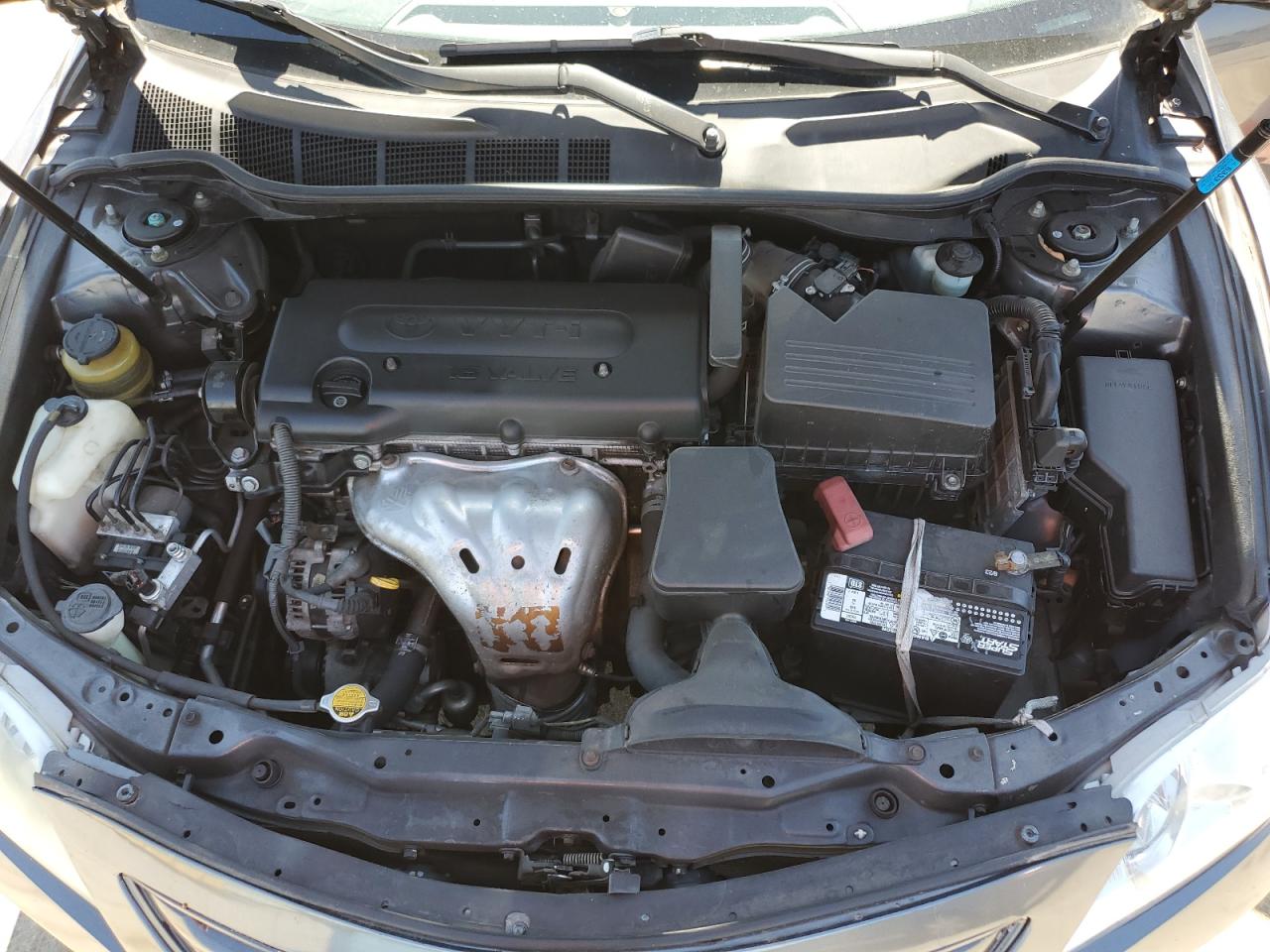 2009 Toyota Camry - Image 11