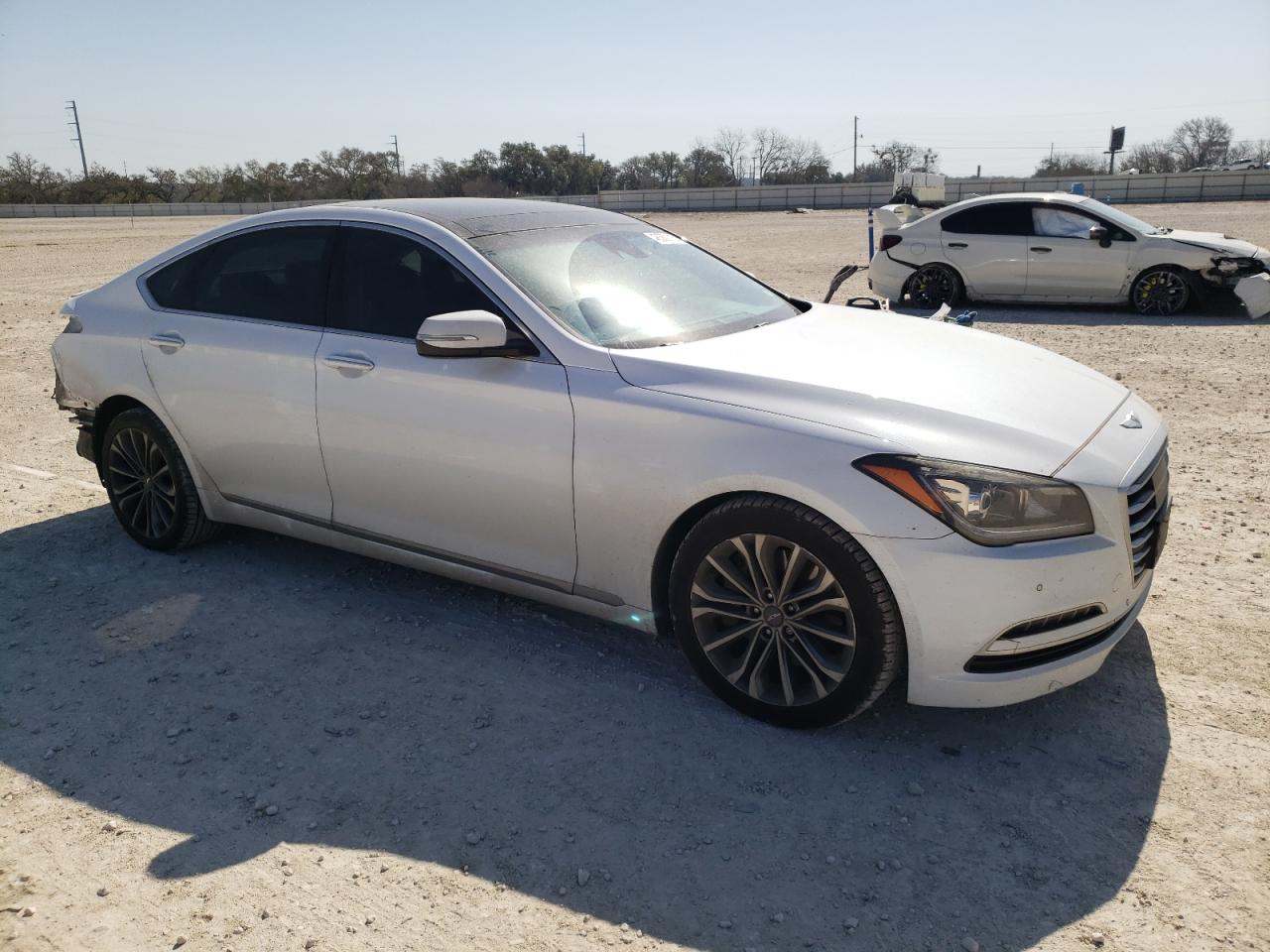 2015 Hyundai Genesis - Image 4