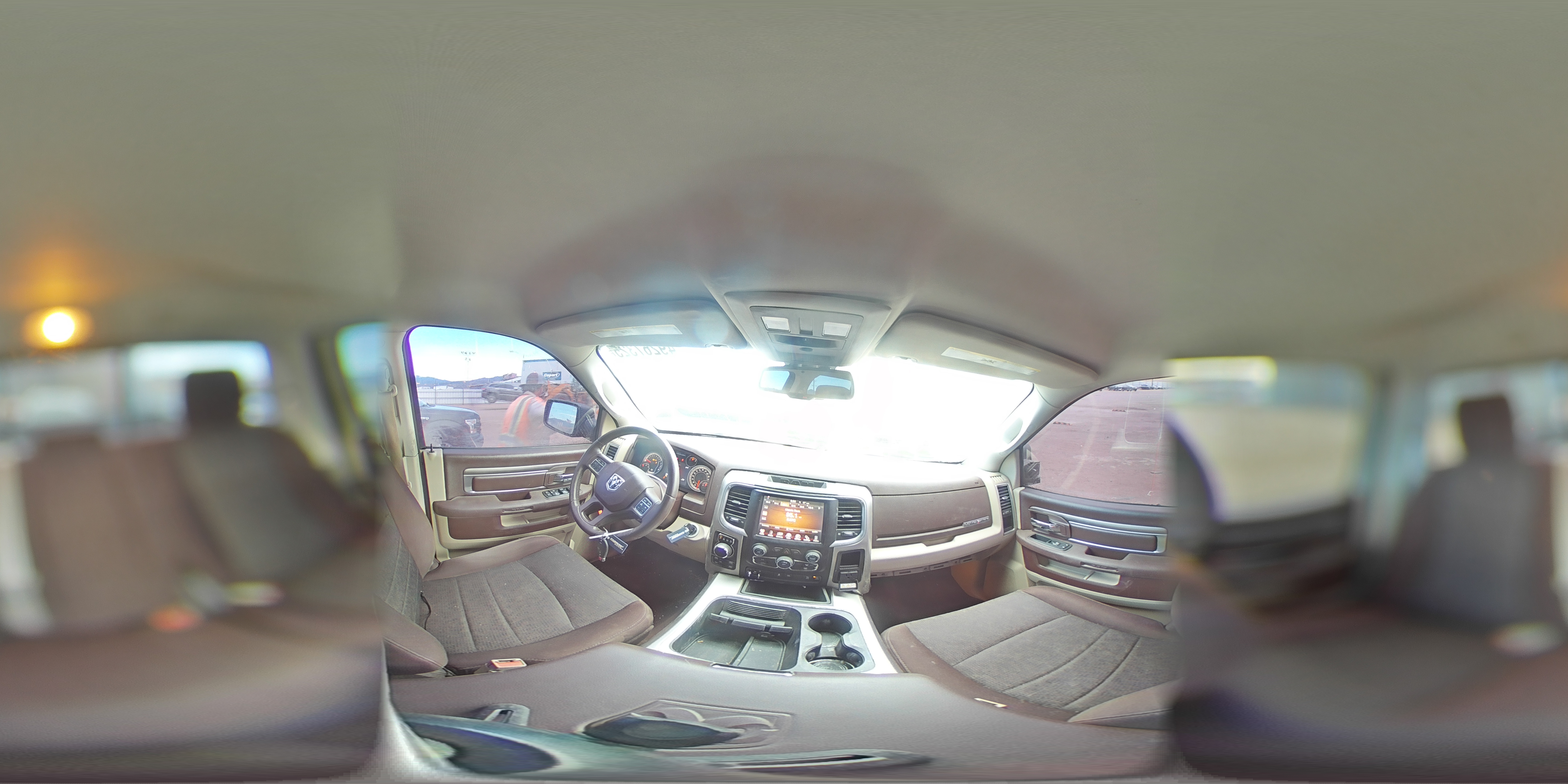 2016 RAM 1500 - Image 12