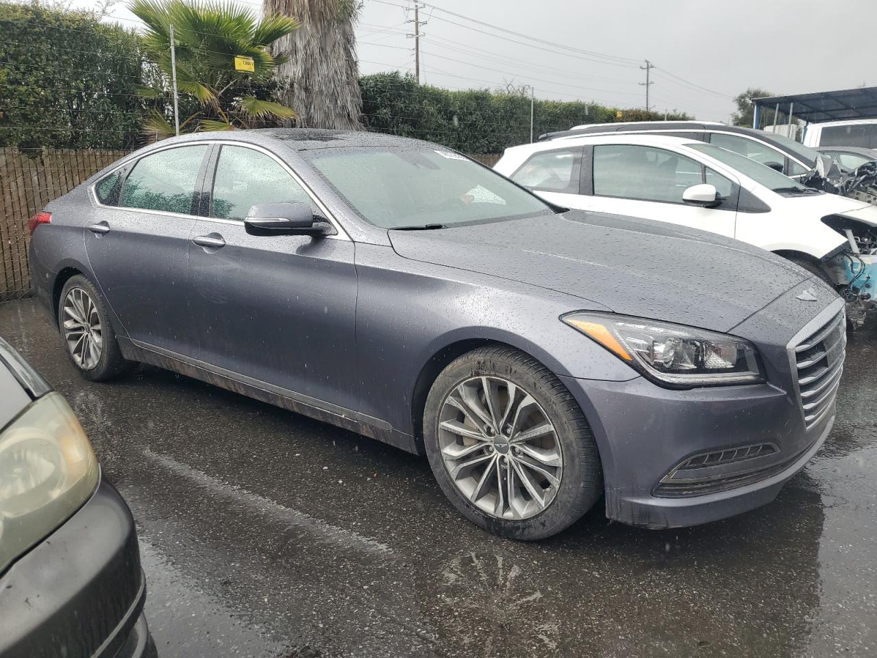2015 Hyundai Genesis - Image 4
