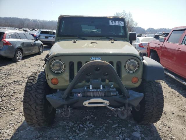  JEEP WRANGLER 2013 Зеленый