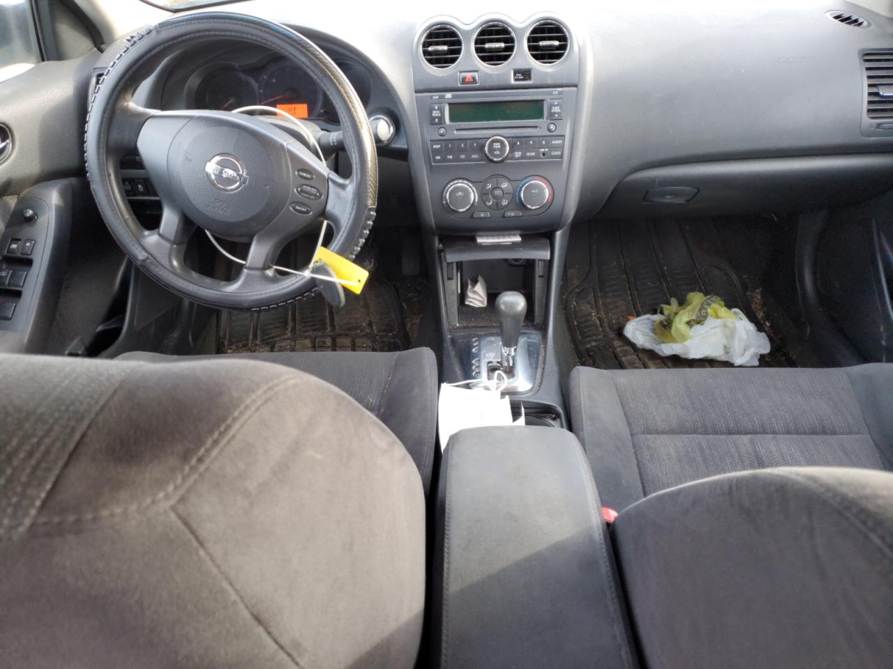 2012 Nissan Altima - Image 8