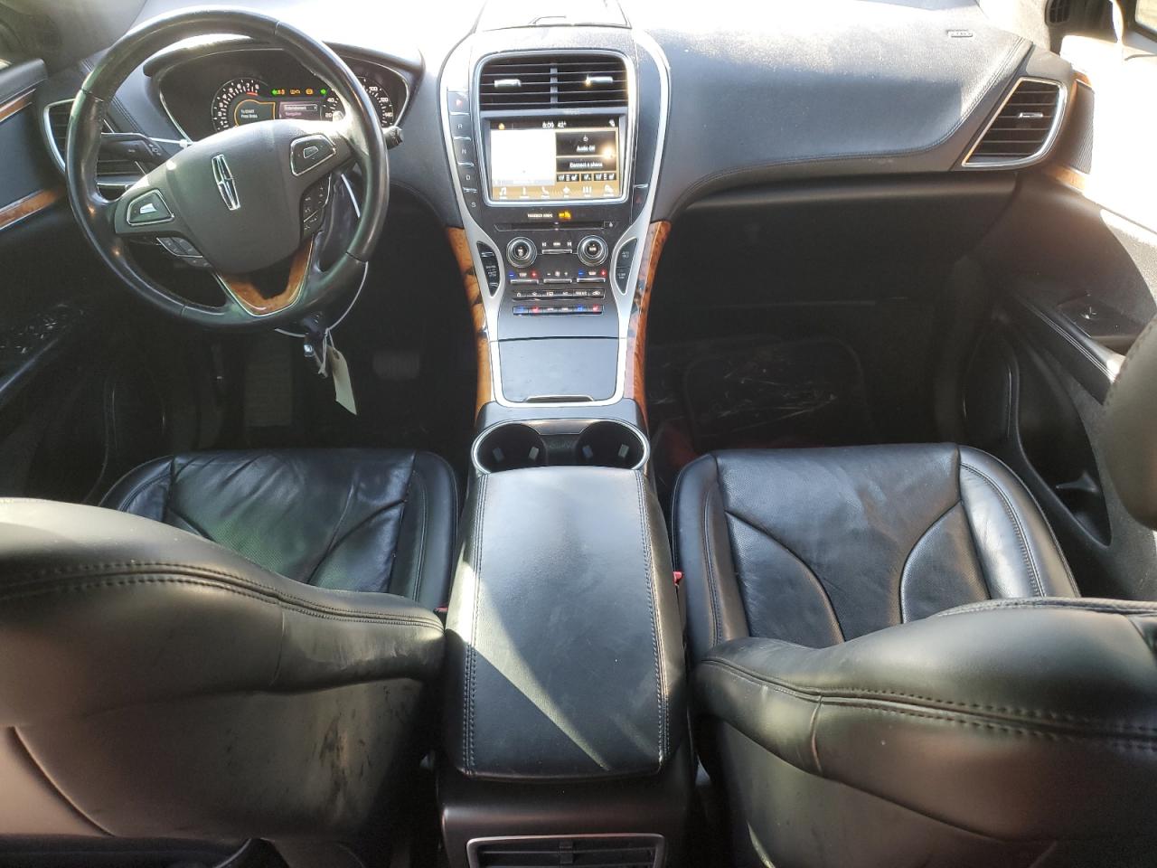 2018 Lincoln MKX - Image 8