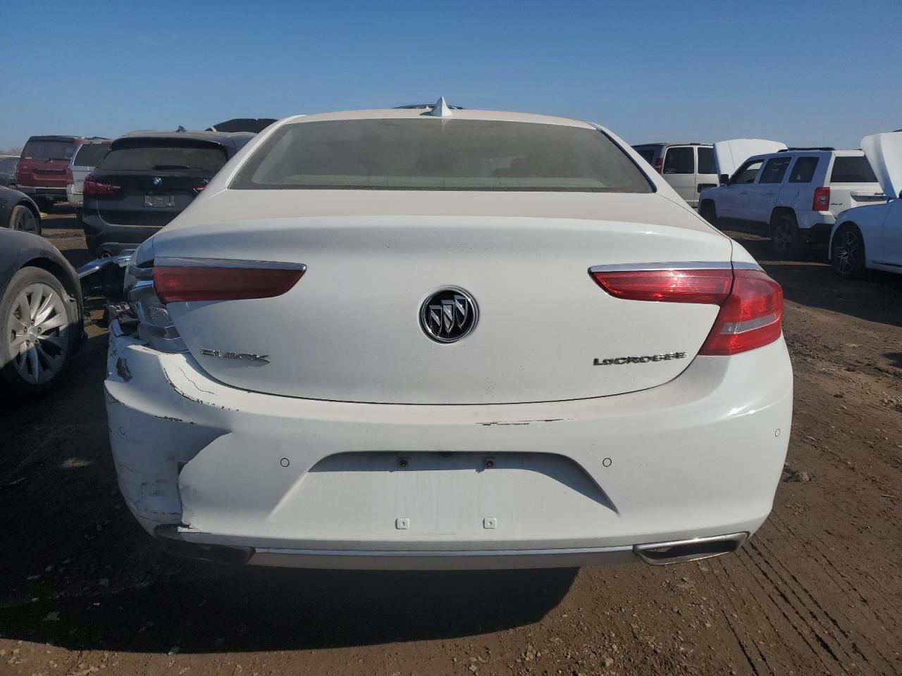 2017 Buick LaCrosse - Image 6