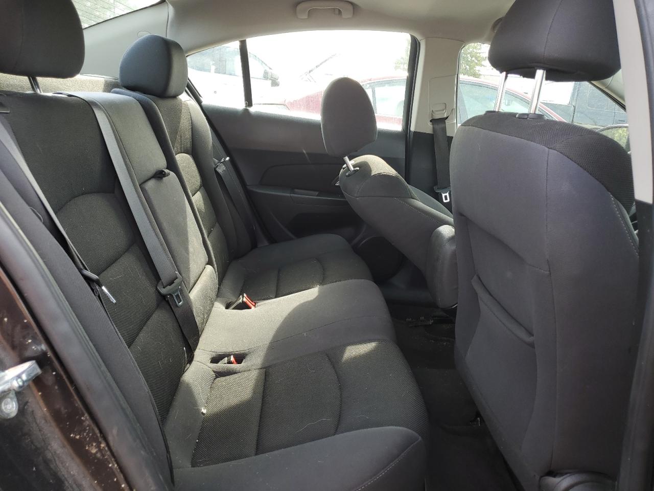 2016 Chevrolet Cruze - Image 10