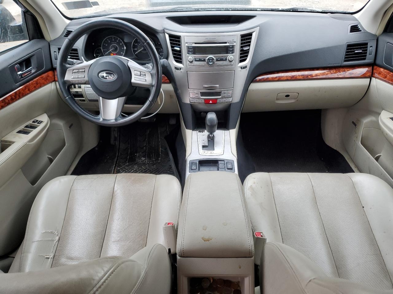 2011 Subaru Outback - Image 8