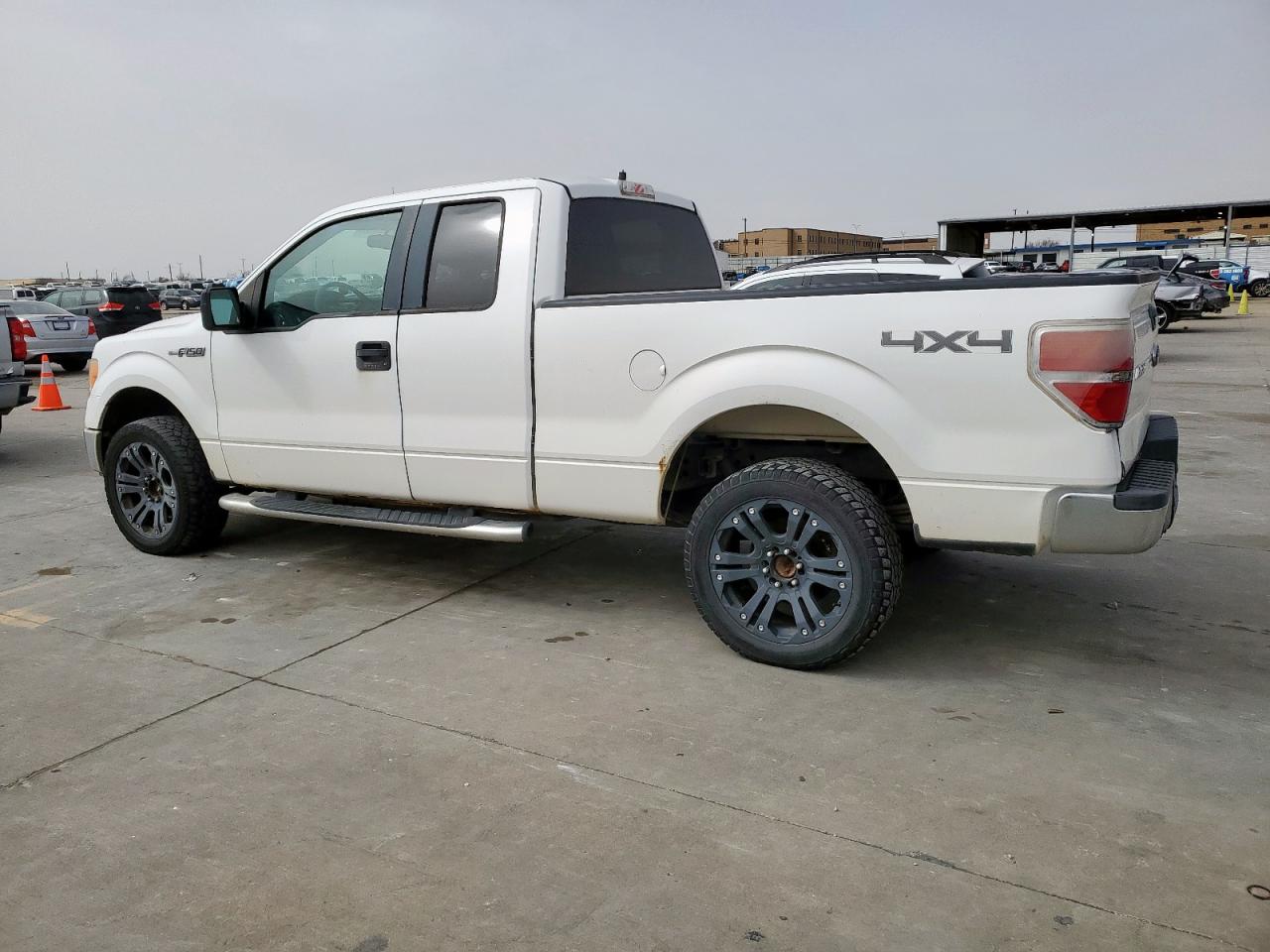 2010 Ford F-150 - Image 2