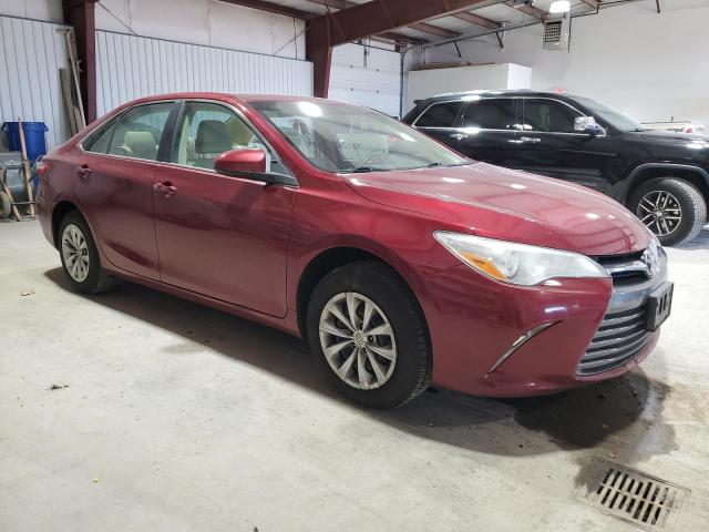  TOYOTA CAMRY 2016 Красный