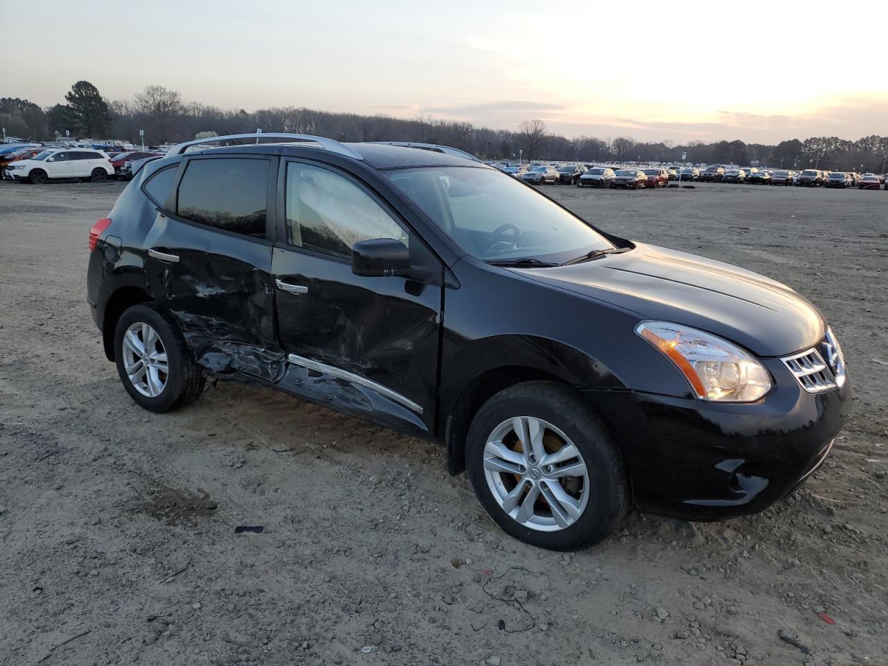 2012 Nissan Rogue - Image 4