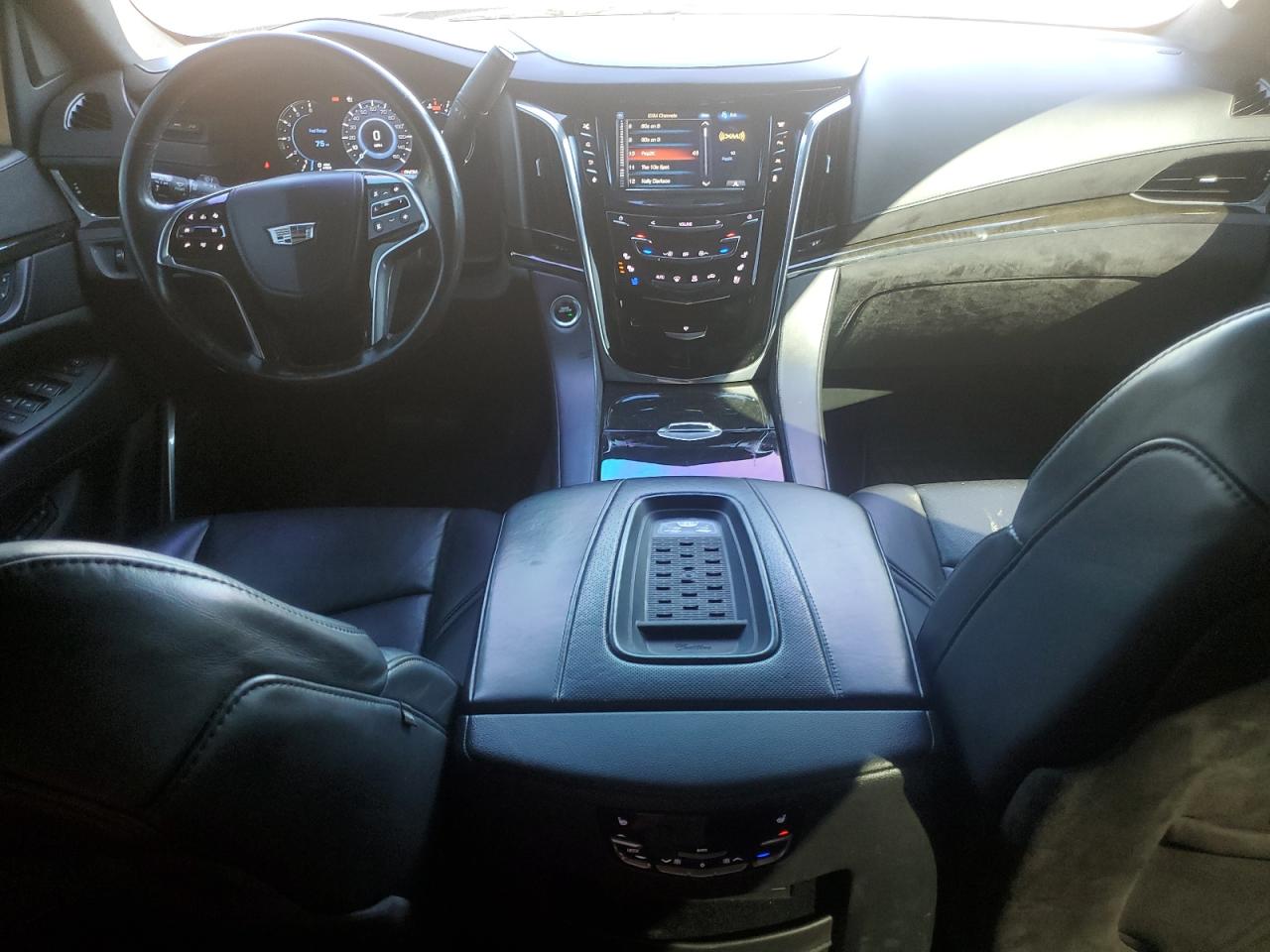 2016 Cadillac Escalade - Image 8
