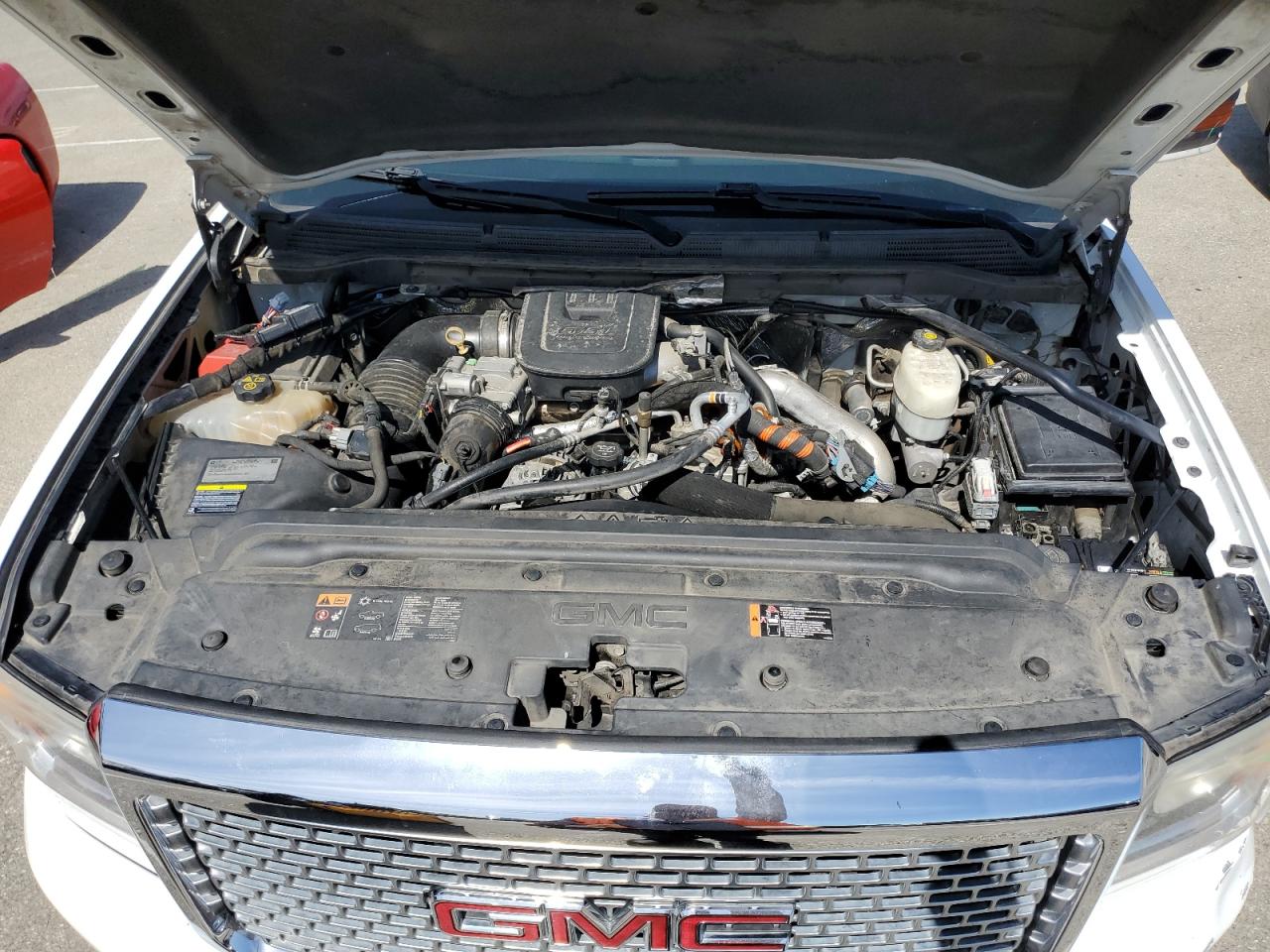2015 GMC Sierra - Image 11