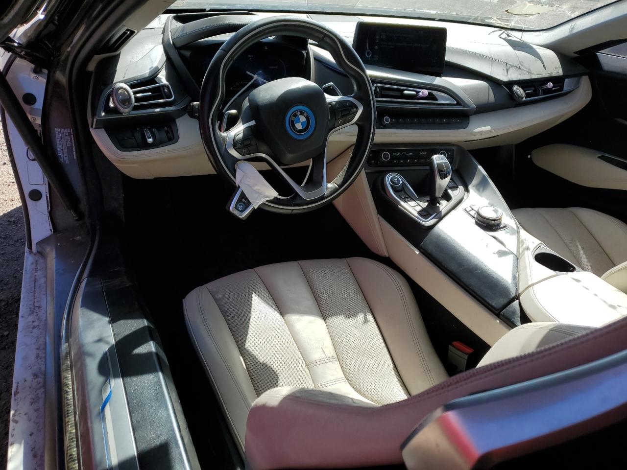 2016 BMW i8 - Image 8