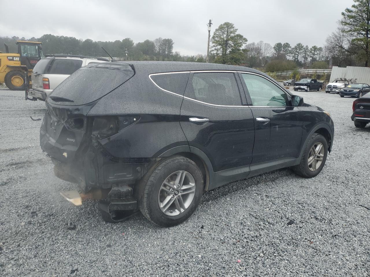 2018 Hyundai Santa Fe - Image 3