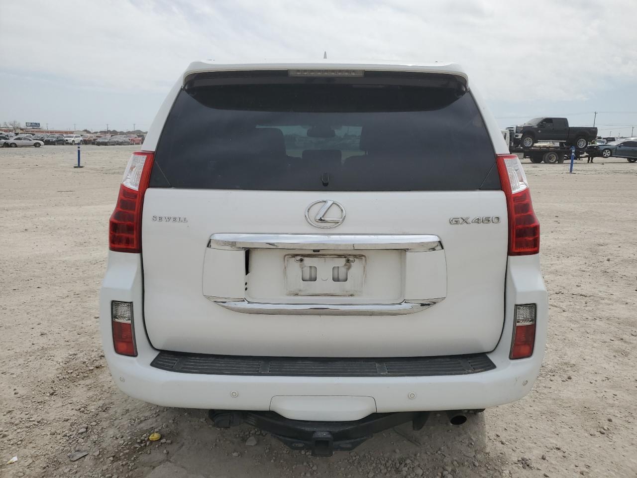 2013 Lexus GX - Image 6