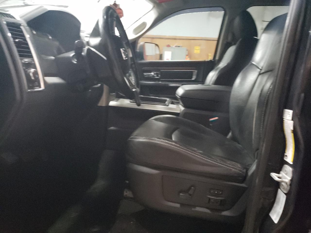 2015 RAM 2500 - Image 7