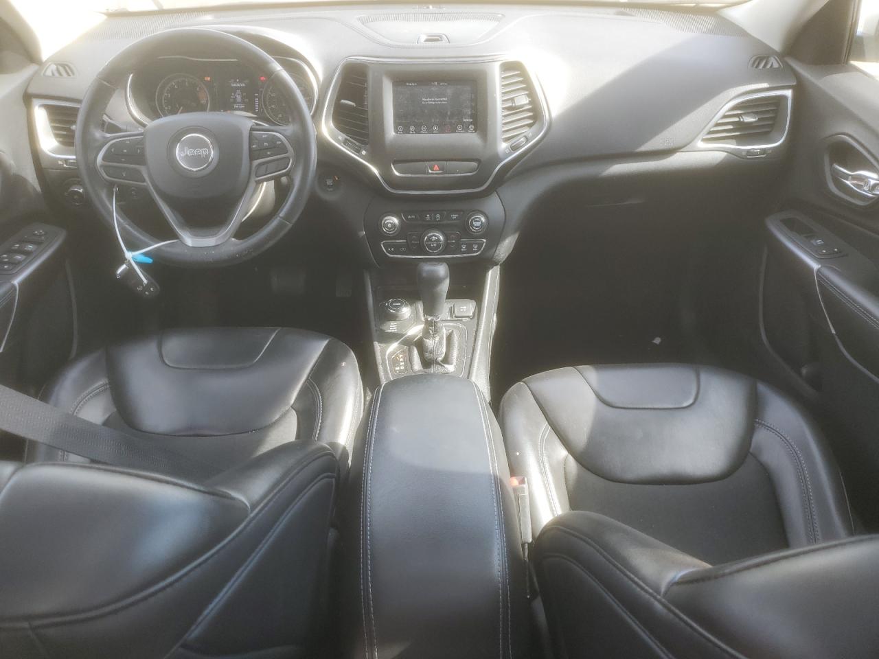 2019 Jeep Grand Cherokee - Image 8