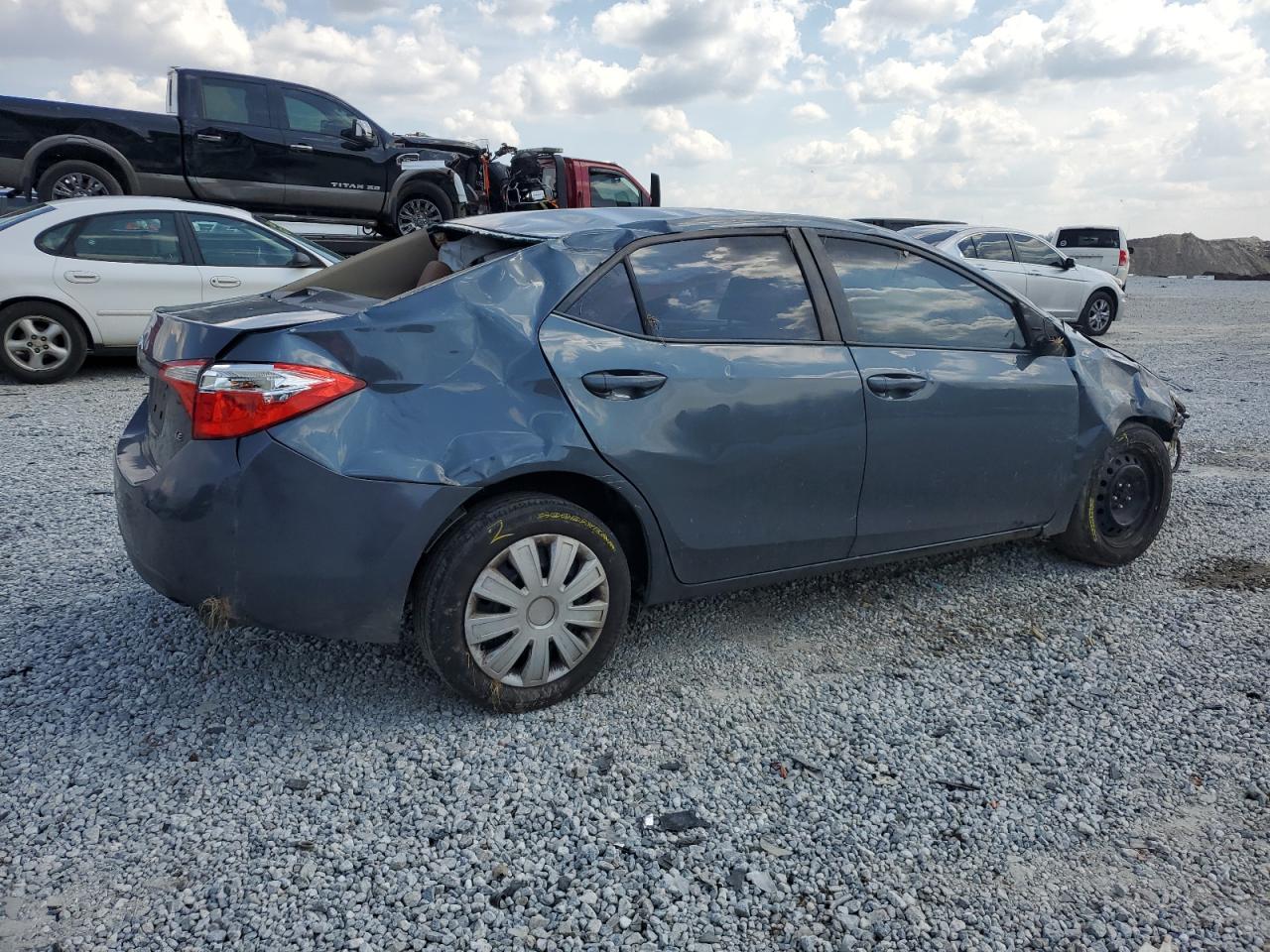 2015 Toyota Corolla - Image 3