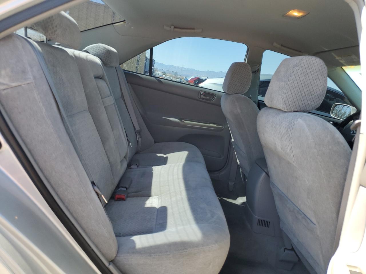 2003 Toyota Camry - Image 10