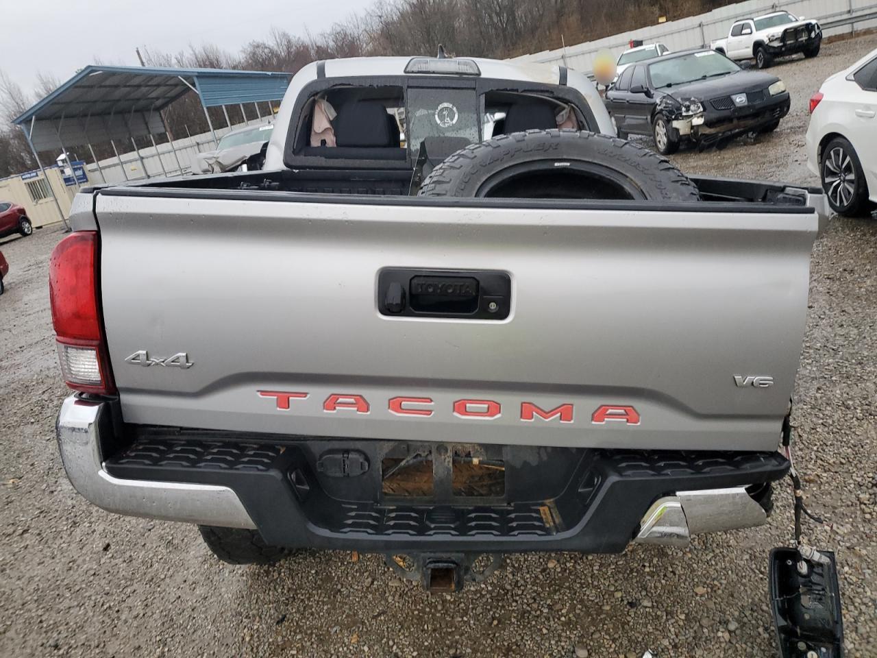 2019 Toyota Tacoma - Image 6