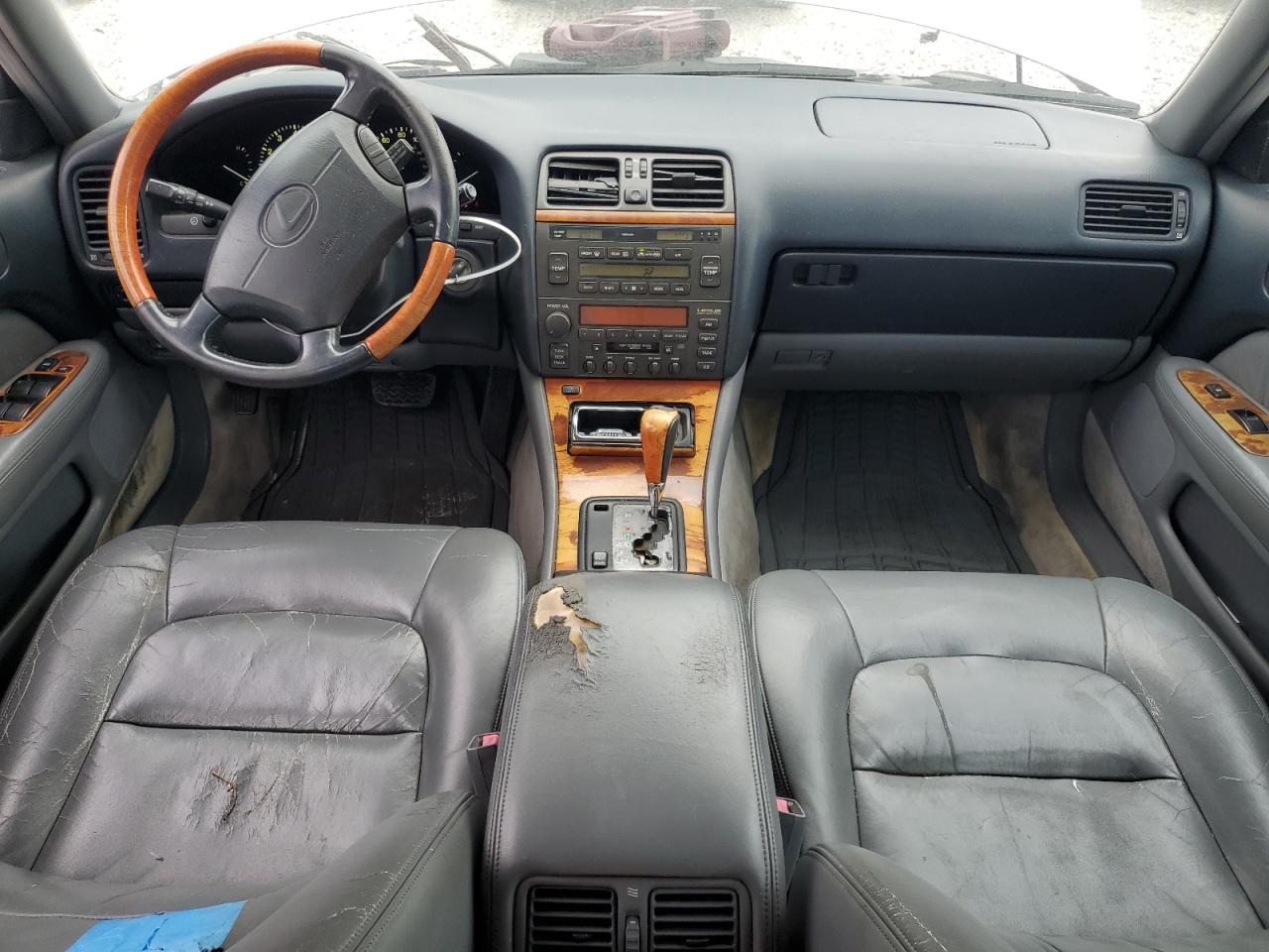 1999 Lexus LS - Image 8