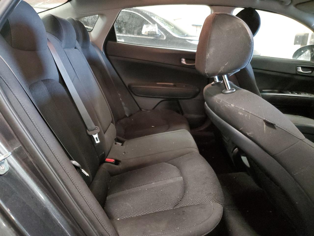 2020 Kia Optima - Image 10