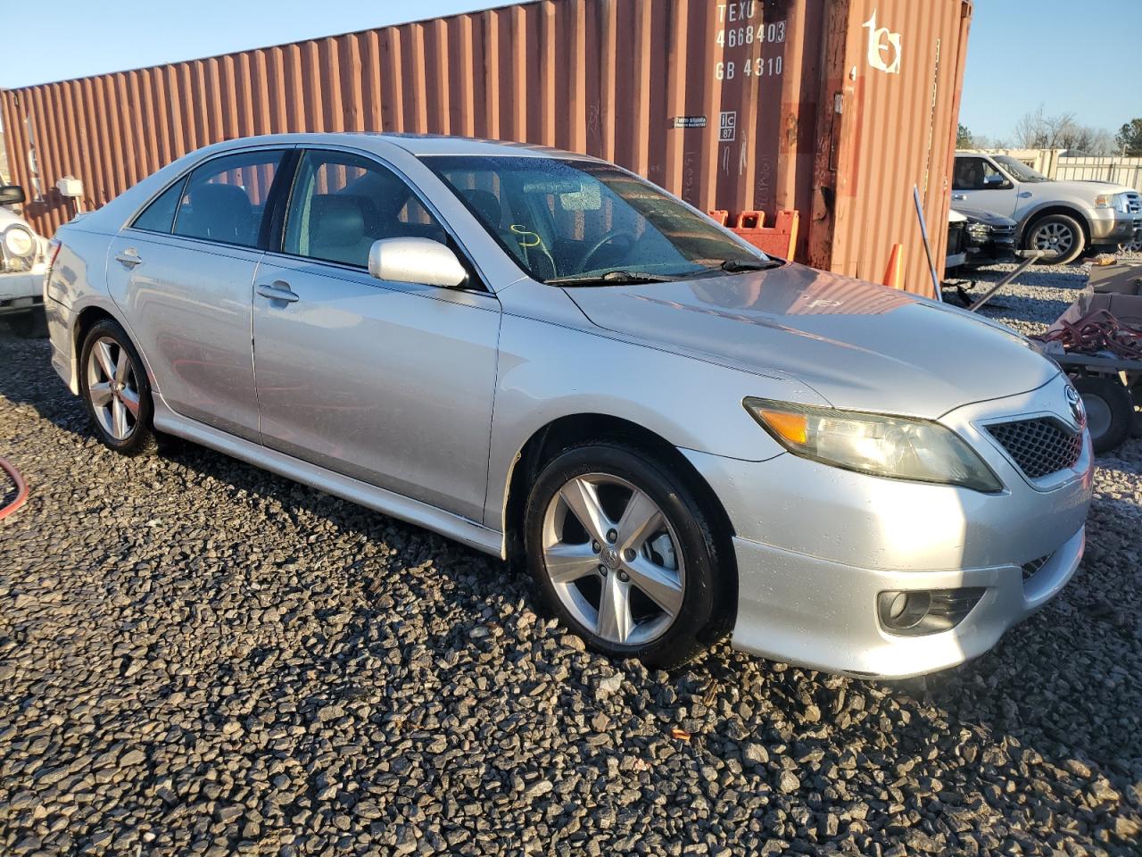 2011 Toyota Camry - Image 4